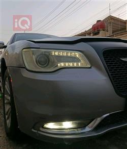 کرایسلەر 300